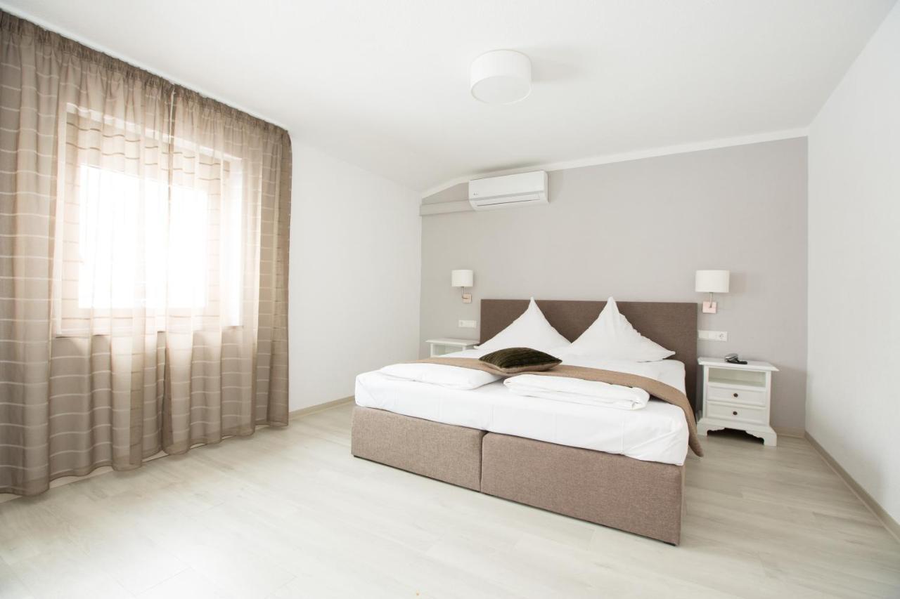 Boutiquehotel Goldhahn Bio Sport & Wellness Aalen Exteriör bild
