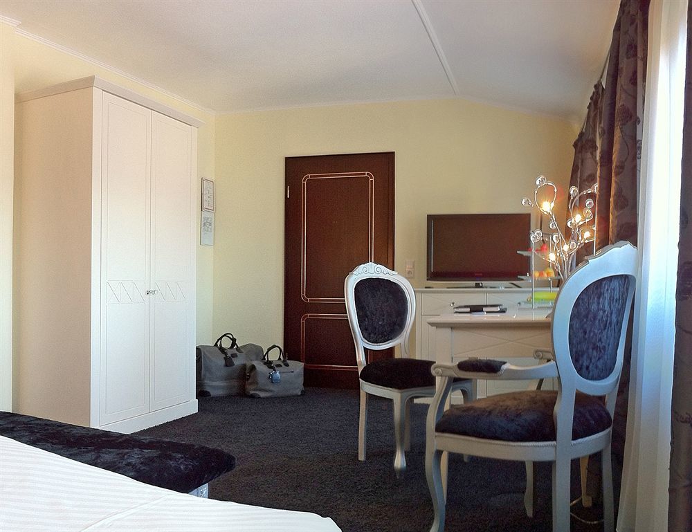Boutiquehotel Goldhahn Bio Sport & Wellness Aalen Exteriör bild