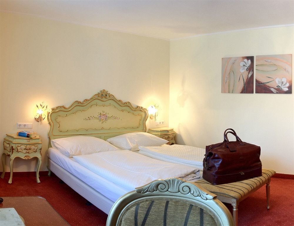 Boutiquehotel Goldhahn Bio Sport & Wellness Aalen Exteriör bild